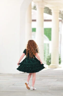 HOLLY DRESS EMERALD -Trish Scully Dresses Outlet Store 175 4 83a987eb 1e34 4d0d b595 183de8ad1556
