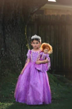 OCTAVIA TIARA 8 OCTAVIA TIARA -Trish Scully Dresses Outlet Store 1 7abe8e66 4983 457c 991f 9fb8b3e3e68e